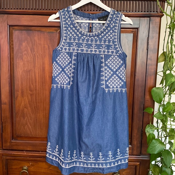 Romeo & Juliet Couture Dresses & Skirts - Romeo + Juliet  couture pinafore dress cross stitching pockets chambray denim
